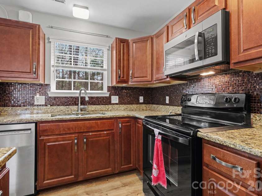 3071 Georgetown Road, Lancaster, SC 29720.  MLS# CAR4364799, YatesRealty ID 9334. 