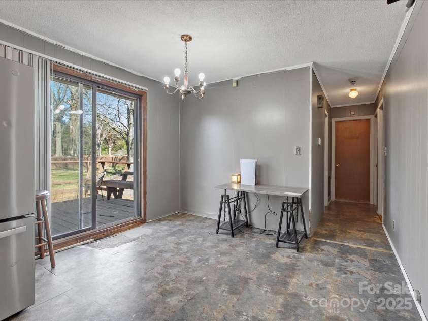 3204 Starrland Drive, Gastonia, NC 28052.  MLS# CAR4224791, YatesRealty ID 9334. 