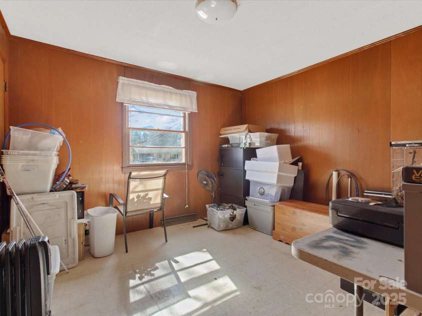 3204 Starrland Drive, Gastonia, NC 28052.  MLS# CAR4224791, YatesRealty ID 9334. 