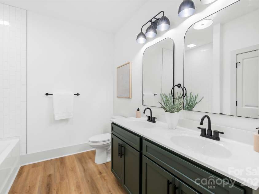 5147 Star Magnolia Court, Clover, SC 29710.  MLS# CAR4223611, YatesRealty ID 9335. 