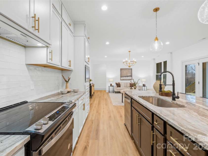 5147 Star Magnolia Court, Clover, SC 29710.  MLS# CAR4223611, YatesRealty ID 9335. 