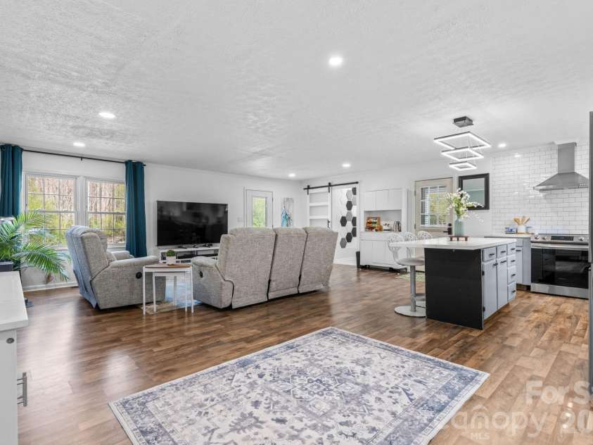 1528 Miller Hill Road, Lenoir, NC 28645.  MLS# CAR4361967, YatesRealty ID 9337. 