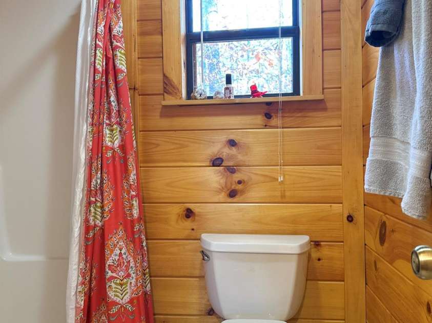 383 Blue Mist Mountain Road, Whittier, NC 28789.  MLS# CAR4199565, YatesRealty ID 9337. 