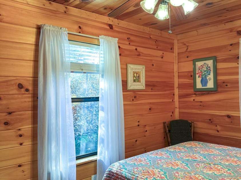 383 Blue Mist Mountain Road, Whittier, NC 28789.  MLS# CAR4199565, YatesRealty ID 9337. 