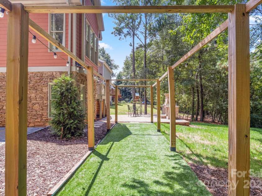 1327 Moonshadow Lane, Shelby, NC 28150.  MLS# CAR4292339, YatesRealty ID 9338. 