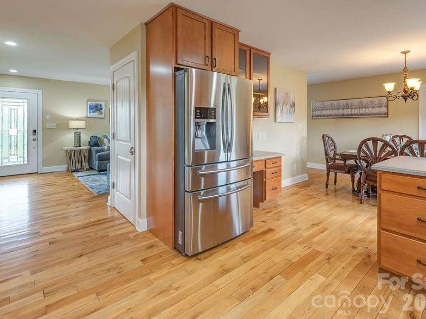 216 Reilly Drive, Leicester, NC 28748.  MLS# CAR4355484, YatesRealty ID 9338. 