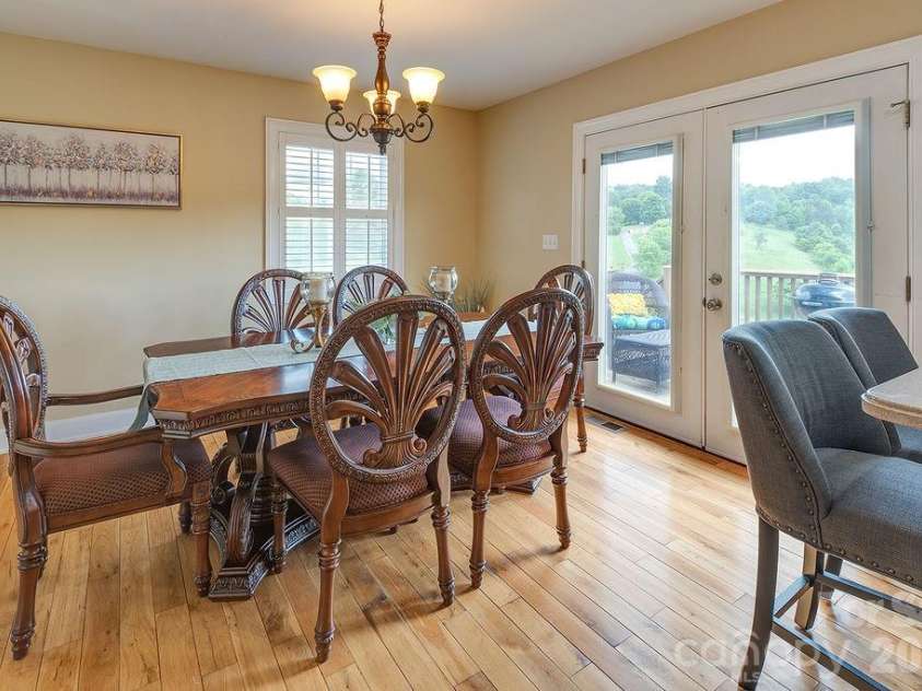 216 Reilly Drive, Leicester, NC 28748.  MLS# CAR4355484, YatesRealty ID 9338. 