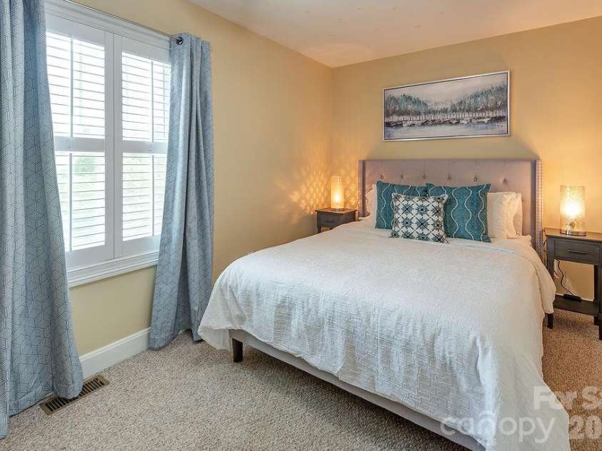 216 Reilly Drive, Leicester, NC 28748.  MLS# CAR4355484, YatesRealty ID 9338. 