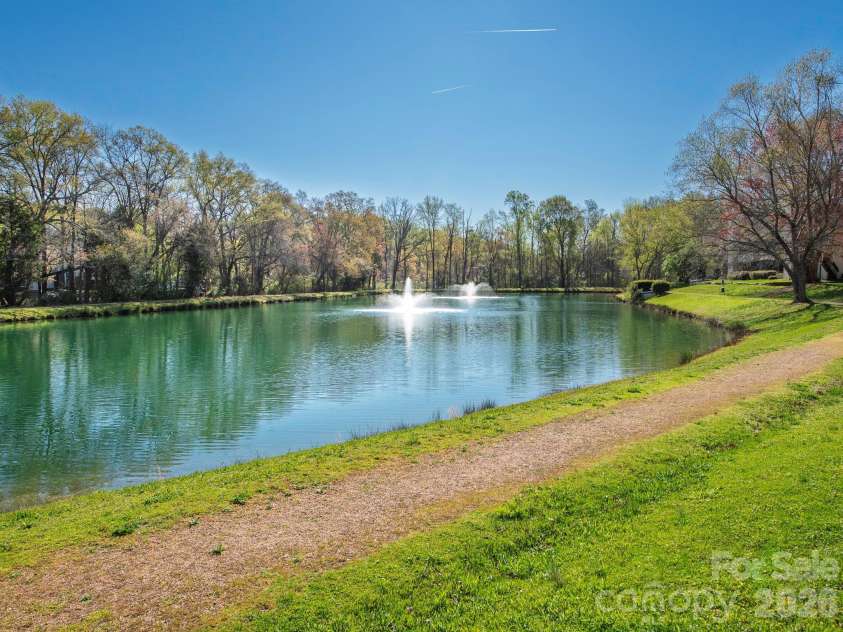 7200 Winery Lane, Charlotte, NC 28227.  MLS# CAR4352224, YatesRealty ID 9338. 