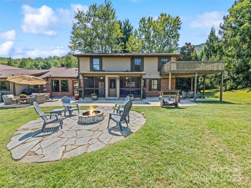 356 Curtis Creek Road, Candler, NC 28715.  MLS# CAR4241171, YatesRealty ID 9339. 