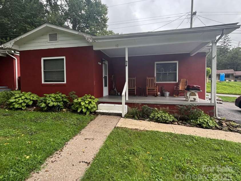 1555 Soco Road, Maggie Valley, NC 28751.  MLS# CAR4288226, YatesRealty ID 934. 