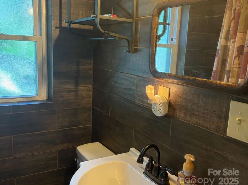 1555 Soco Road, Maggie Valley, NC 28751.  MLS# CAR4288226, YatesRealty ID 934. 