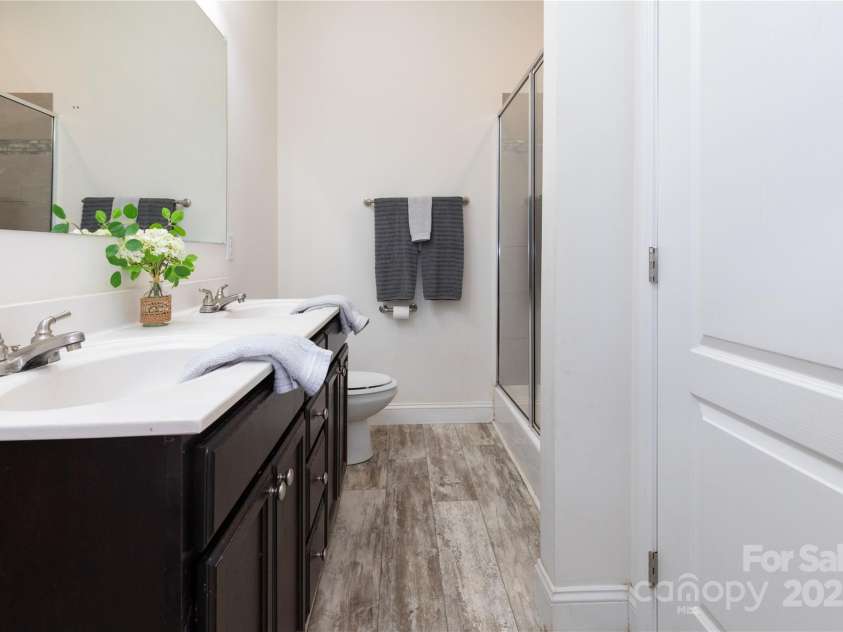 653 Mag Sluder Road, Alexander, NC 28701.  MLS# CAR4299475, YatesRealty ID 934. Primary bathroon