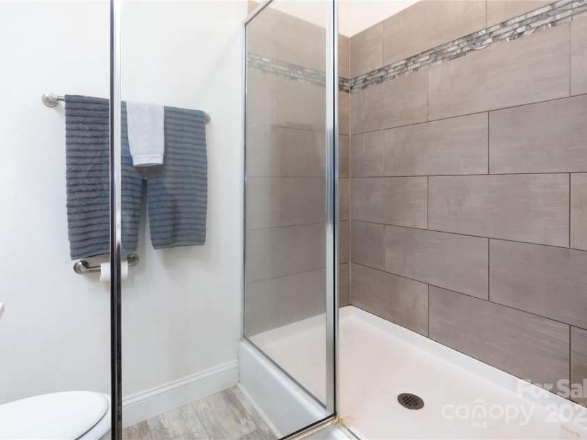 653 Mag Sluder Road, Alexander, NC 28701.  MLS# CAR4299475, YatesRealty ID 934. Spacious shoer 