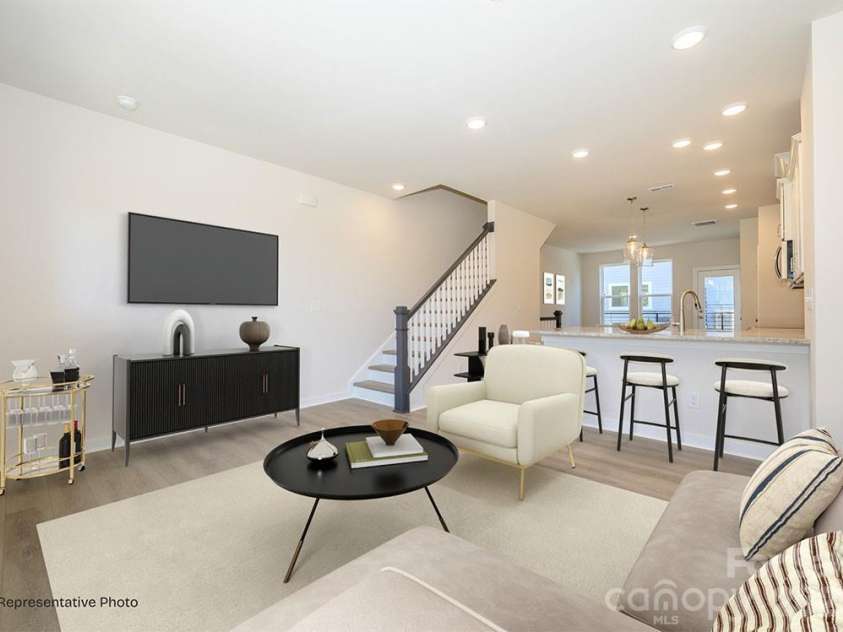 1140 Bismuth Lane, Charlotte, NC 28211.  MLS# CAR4350907, YatesRealty ID 9343. 