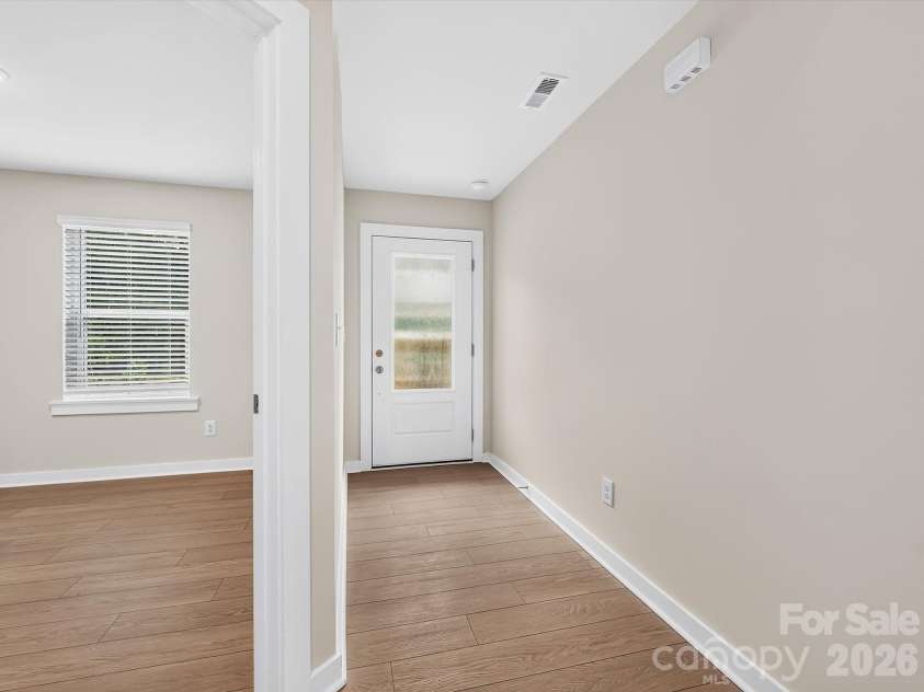 1140 Bismuth Lane, Charlotte, NC 28211.  MLS# CAR4350907, YatesRealty ID 9343. 