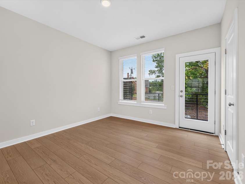 1140 Bismuth Lane, Charlotte, NC 28211.  MLS# CAR4350907, YatesRealty ID 9343. 
