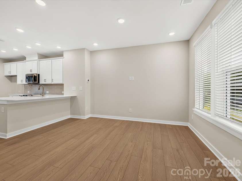 1140 Bismuth Lane, Charlotte, NC 28211.  MLS# CAR4350907, YatesRealty ID 9343. 