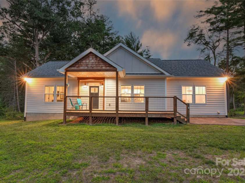 122 Cascade Ridge Road, Fairview, NC 28730.  MLS# CAR4227423, YatesRealty ID 9343. 