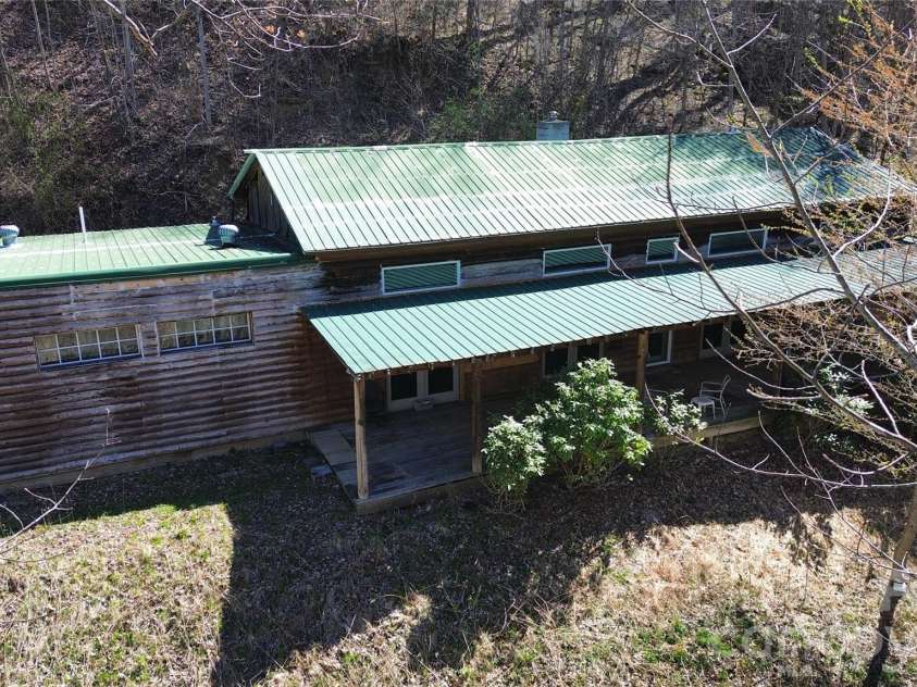 17619 Nc 209 Highway, Hot Springs, NC 28743.  MLS# CAR4359158, YatesRealty ID 9344. 