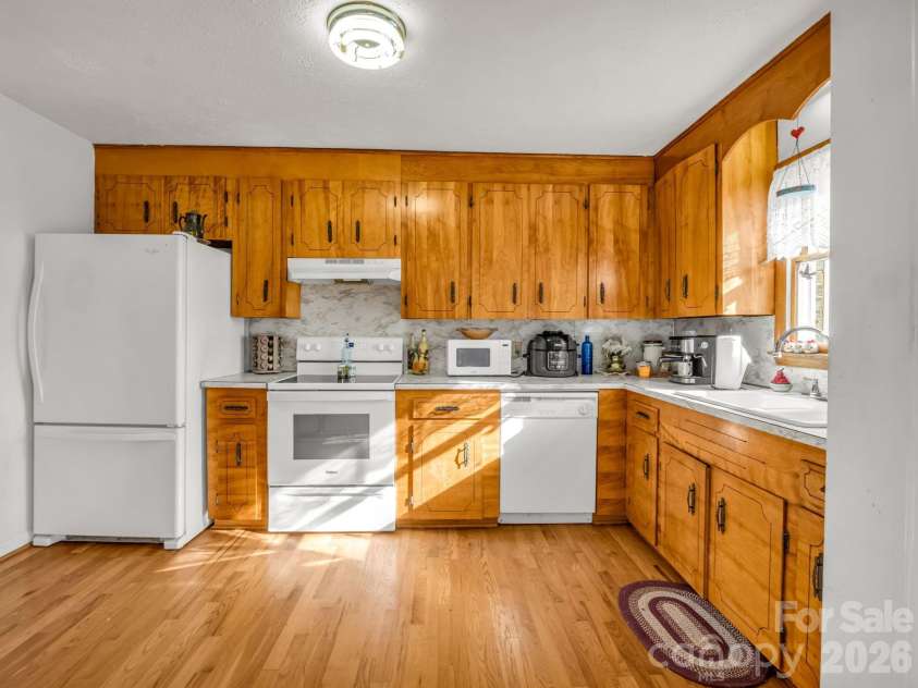 755 Mount Olivet Road, Zirconia, NC 28790.  MLS# CAR4336609, YatesRealty ID 9345. Kitchen