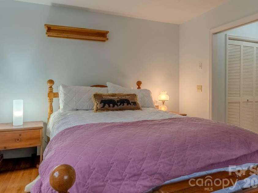 200 Mica Circle, Franklin, NC 28734.  MLS# CAR4350211, YatesRealty ID 9346. 