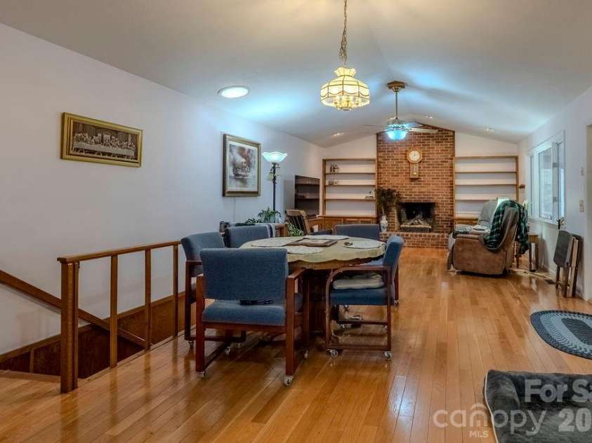 200 Mica Circle, Franklin, NC 28734.  MLS# CAR4350211, YatesRealty ID 9346. 