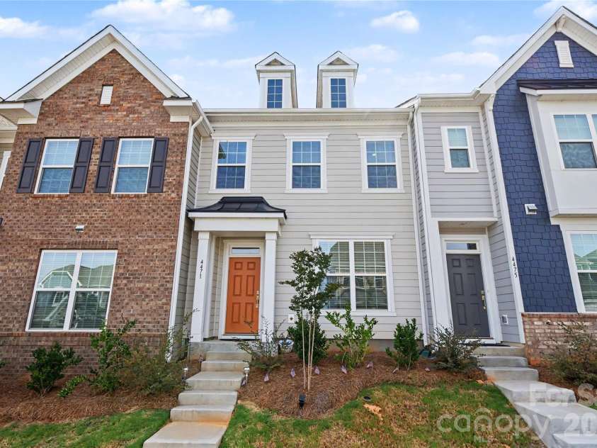 4471 Potters Wheel Drive, Fort Mill, SC 29715.  MLS# CAR4406448, YatesRealty ID 9347. 