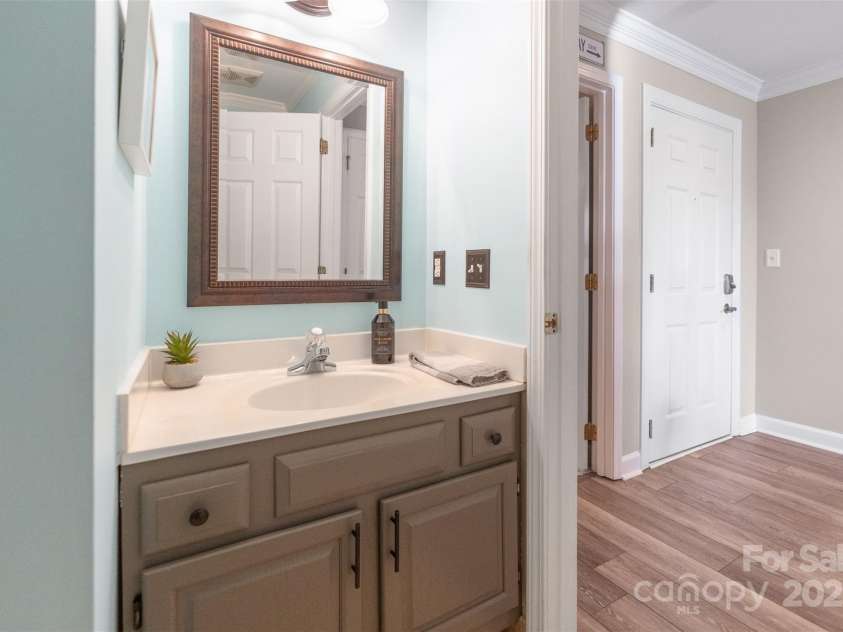 17810 Half Moon Lane, Cornelius, NC 28031.  MLS# CAR4248678, YatesRealty ID 9348. 