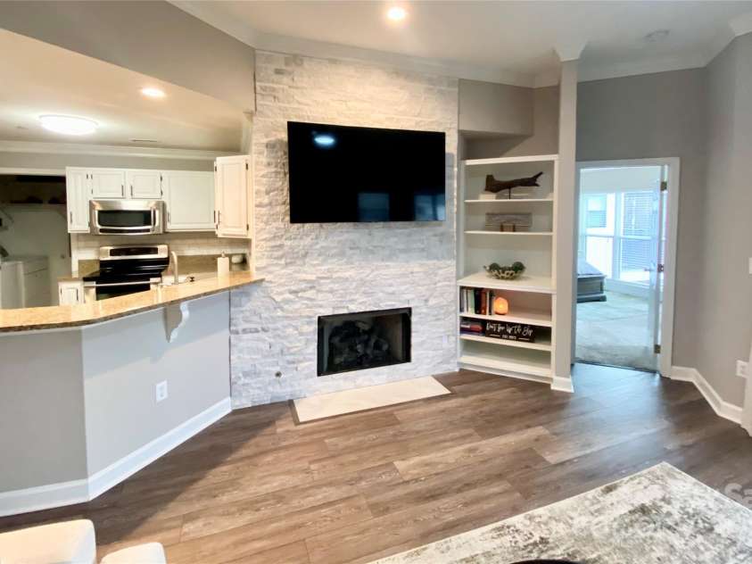 17810 Half Moon Lane, Cornelius, NC 28031.  MLS# CAR4248678, YatesRealty ID 9348. 