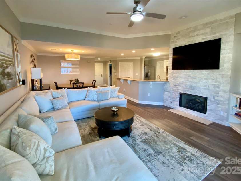 17810 Half Moon Lane, Cornelius, NC 28031.  MLS# CAR4248678, YatesRealty ID 9348. 