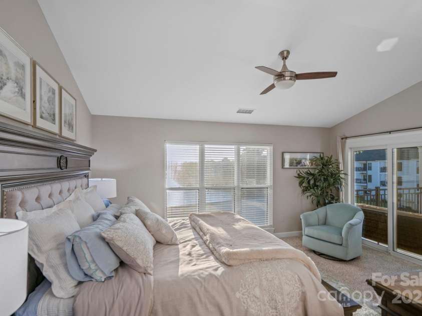 17810 Half Moon Lane, Cornelius, NC 28031.  MLS# CAR4248678, YatesRealty ID 9348. 