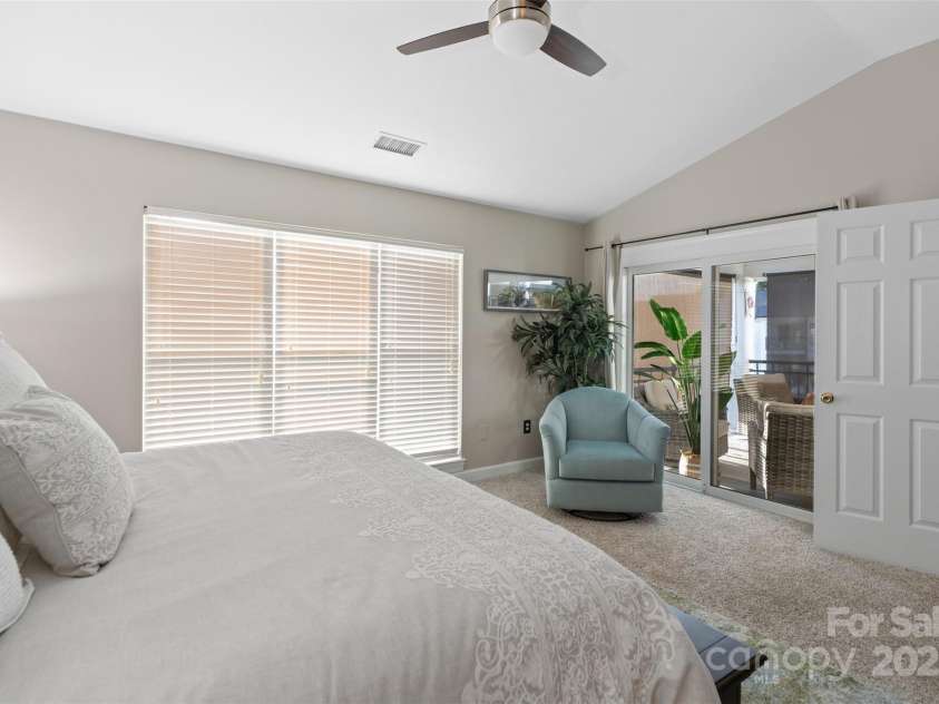 17810 Half Moon Lane, Cornelius, NC 28031.  MLS# CAR4248678, YatesRealty ID 9348. 