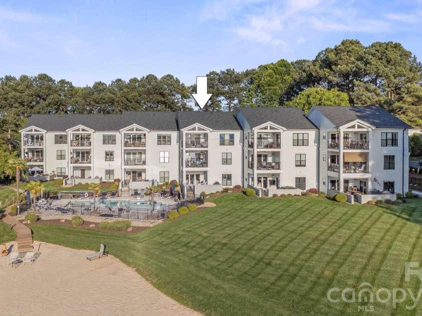 17810 Half Moon Lane, Cornelius, NC 28031.  MLS# CAR4248678, YatesRealty ID 9348. 