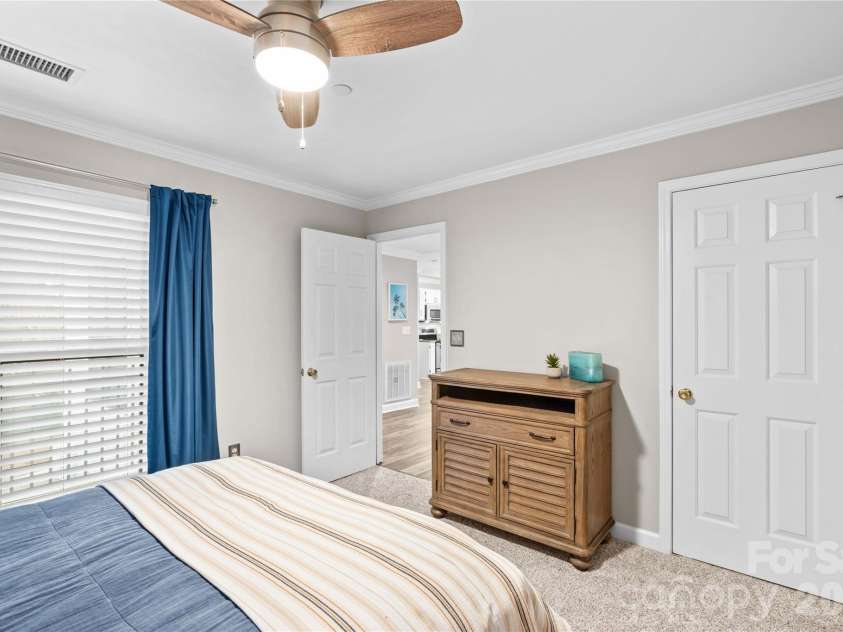 17810 Half Moon Lane, Cornelius, NC 28031.  MLS# CAR4248678, YatesRealty ID 9348. 