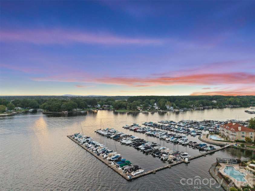 17810 Half Moon Lane, Cornelius, NC 28031.  MLS# CAR4248678, YatesRealty ID 9348. 