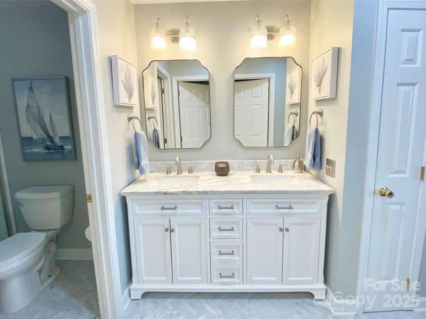 17810 Half Moon Lane, Cornelius, NC 28031.  MLS# CAR4248678, YatesRealty ID 9348. Primary Bathroom New Vanity 