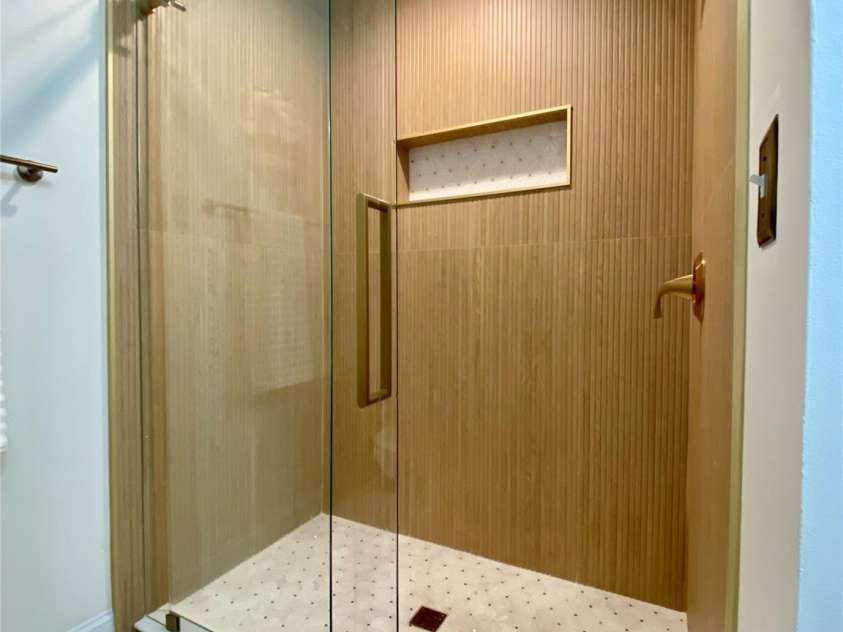 17810 Half Moon Lane, Cornelius, NC 28031.  MLS# CAR4248678, YatesRealty ID 9348. Upgraded Shower Second Bathroom