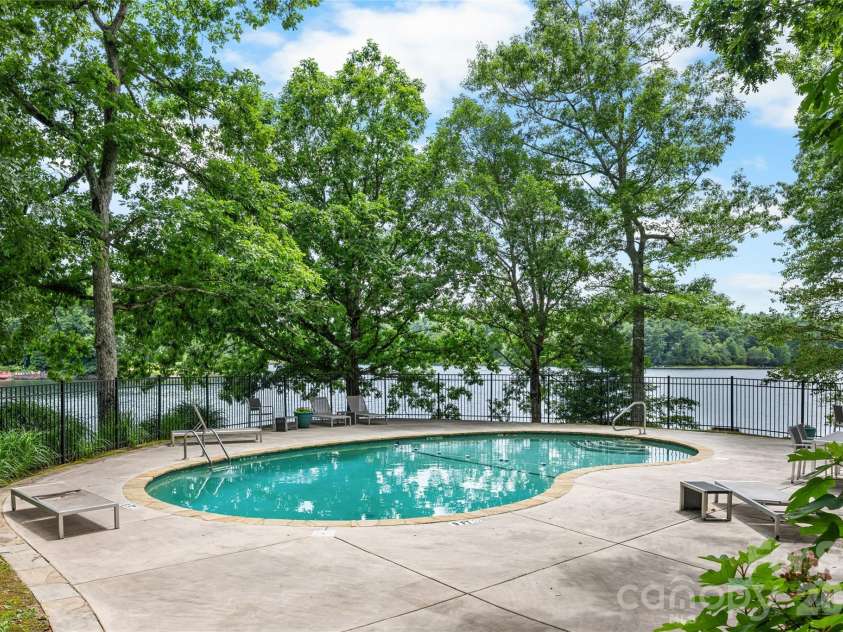 68 Toxaway Point, Lake Toxaway, NC 28747.  MLS# CAR4409256, YatesRealty ID 9348. 