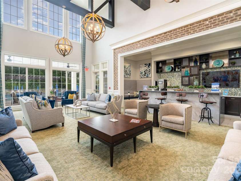 10421 Superb Lane, Charlotte, NC 28215.  MLS# CAR4238247, YatesRealty ID 9349. 