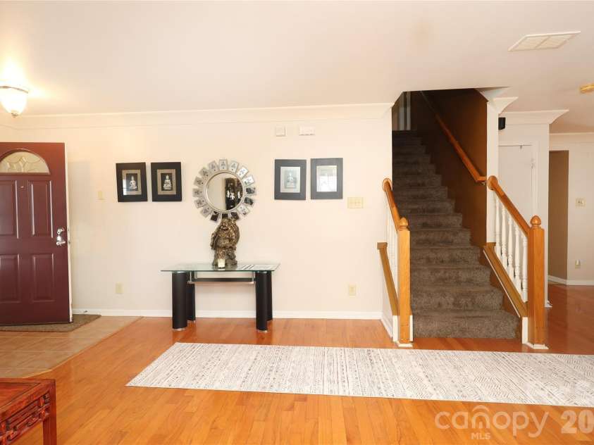 6432 Brumit Lane, Charlotte, NC 28269.  MLS# CAR4349253, YatesRealty ID 9349. 