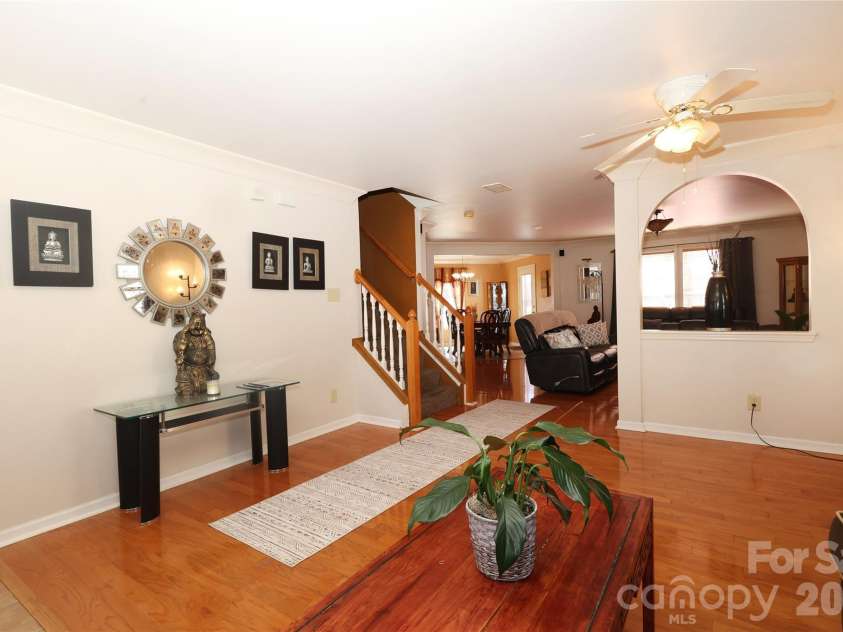 6432 Brumit Lane, Charlotte, NC 28269.  MLS# CAR4349253, YatesRealty ID 9349. 