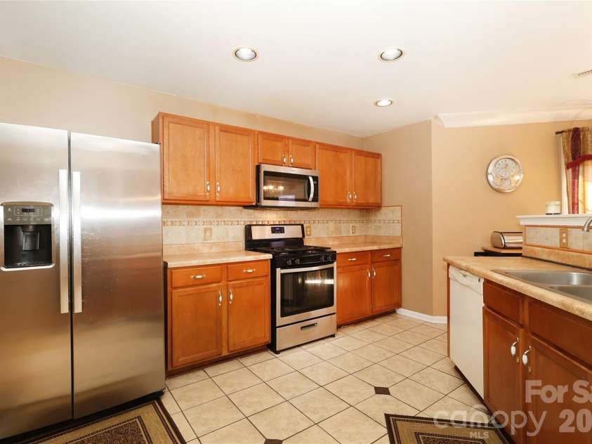 6432 Brumit Lane, Charlotte, NC 28269.  MLS# CAR4349253, YatesRealty ID 9349. 