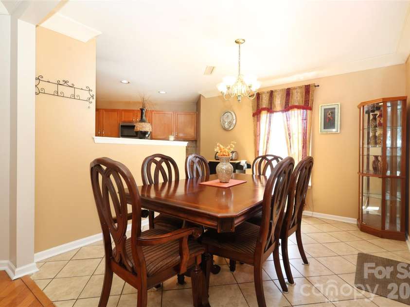 6432 Brumit Lane, Charlotte, NC 28269.  MLS# CAR4349253, YatesRealty ID 9349. 