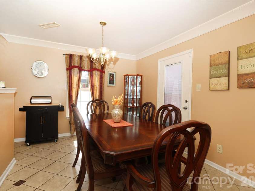 6432 Brumit Lane, Charlotte, NC 28269.  MLS# CAR4349253, YatesRealty ID 9349. 