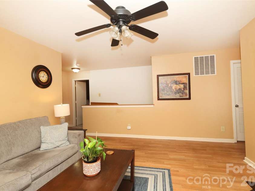 6432 Brumit Lane, Charlotte, NC 28269.  MLS# CAR4349253, YatesRealty ID 9349. 
