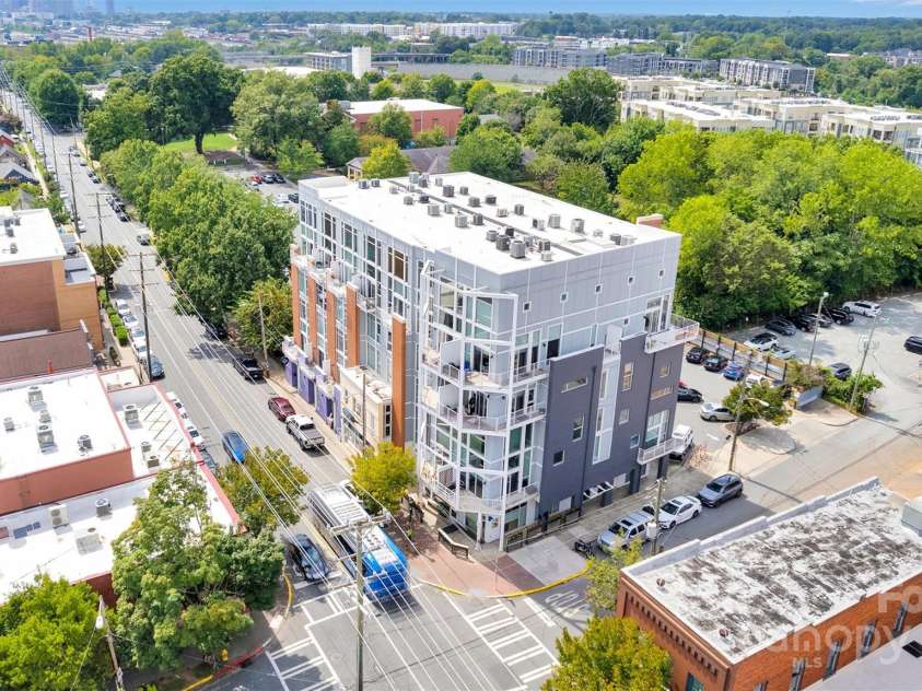 3123 Davidson Street, Charlotte, NC 28205.  MLS# CAR4298874, YatesRealty ID 9350. 