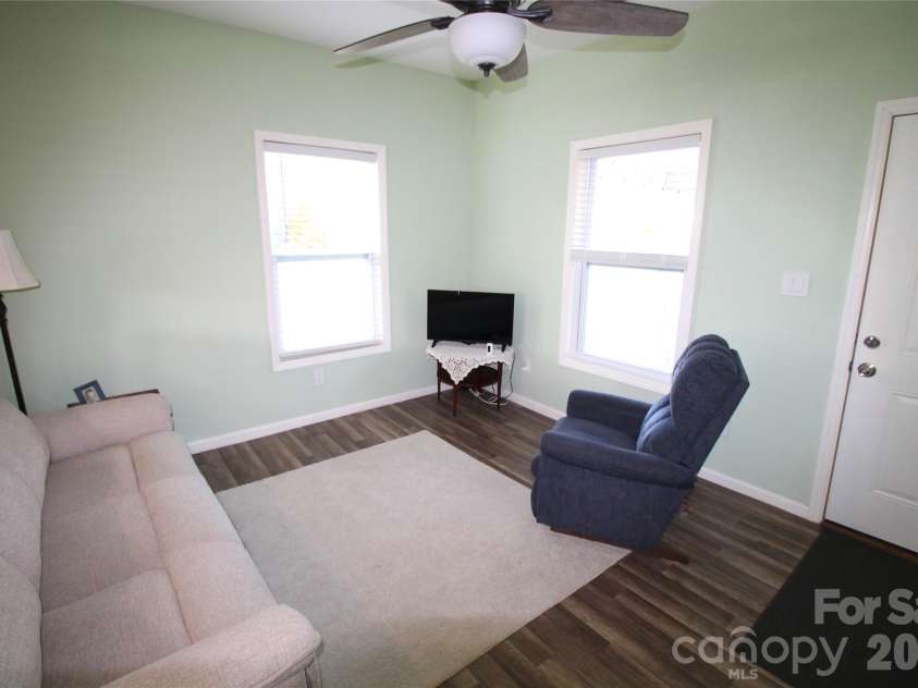 112 Hartford Avenue, Bessemer City, NC 28016.  MLS# CAR4338747, YatesRealty ID 9351. 