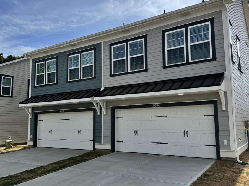 4004 Crooked Spruce Court, Matthews, NC 28105.  MLS# CAR4243747, YatesRealty ID 9352. 