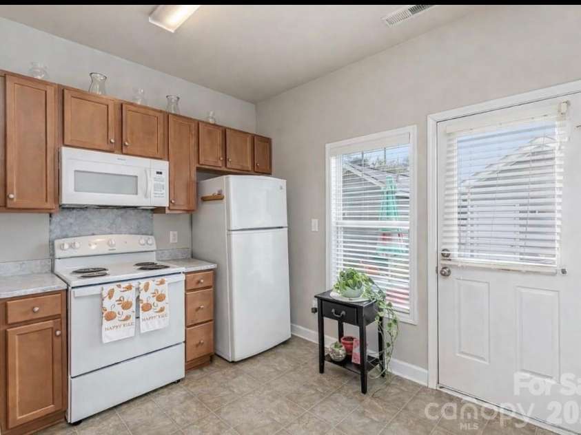 7167 April Mist Trail, Huntersville, NC 28078.  MLS# CAR4315251, YatesRealty ID 9352. 